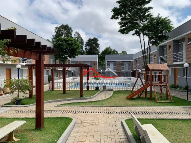 Sobrado com 2 dormitórios à venda, 62 m² por R$ 285.000,00 - Jardim dos Lagos - Franco da