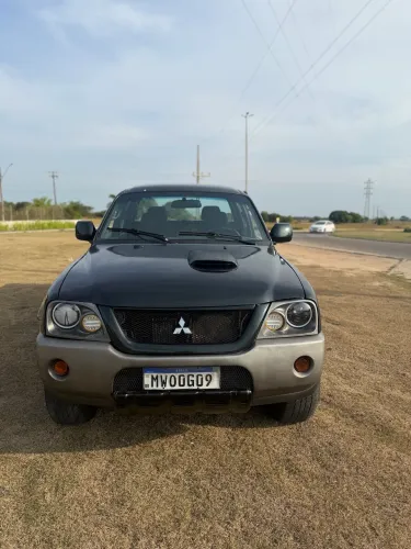 Mitsubishi L200 Outdoor HPE 2.5 4X4 CD T.dies. Mec. 2011