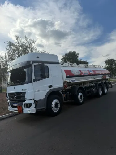 CAMINHAO TANQUE MB 3030 BITRUCK 2022 
