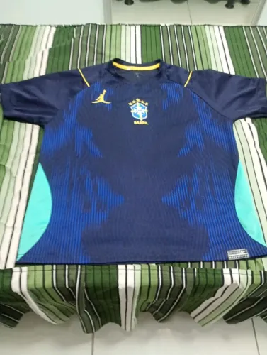 Blusa do Brasil azul com preto nova 2026