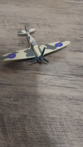 Miniatura de avião