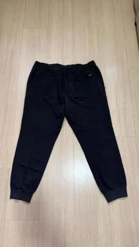 Calça de Moletom Preta Gagnoa - Tamanho Extra Grande (XGG)