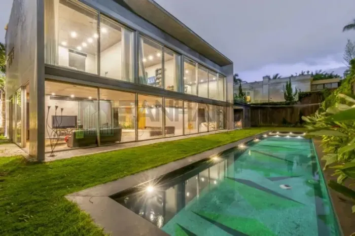 Oportunidade única: Casa de Alto Padrão no Jardim Europa, São Paulo-SP, com 4 quartos, 4 s