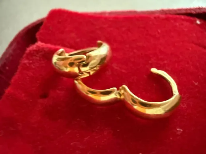 Brincos de ouro 18k procedência garantia eterna