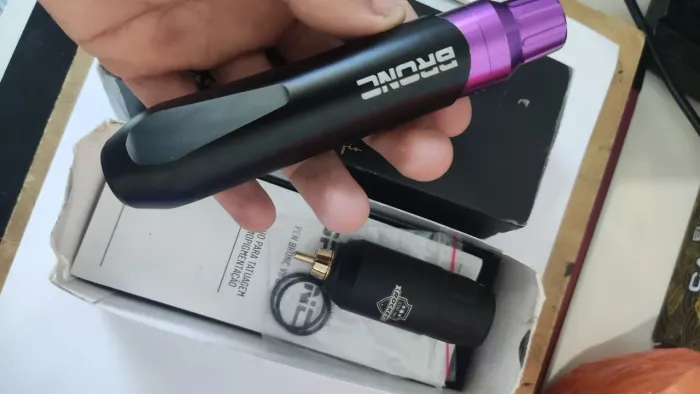 Máquina de tatto pen Bronc + fonte Rocket