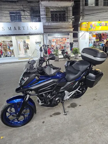 Nc 750x Nc750x 2020 2021 impecável baú givi