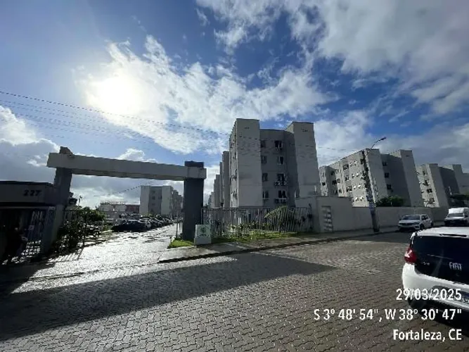 Apartamento no BARROSO em Fortaleza/CE - Caixa *2601