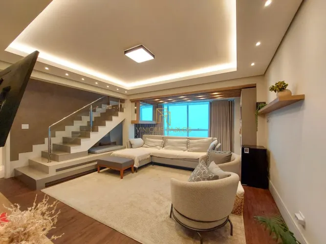 Cobertura Duplex com 3 suítes a venda no Edifício Tropical Summer