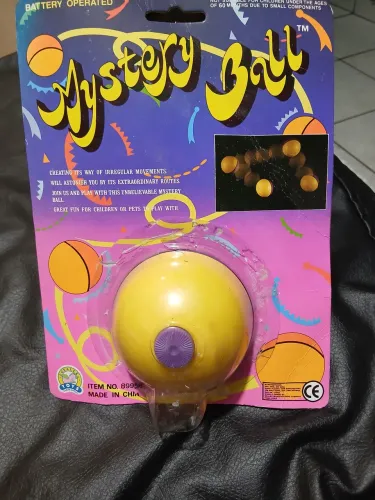 Mystery Ball. RARO VINTAGE ANOS 90 PARA COLECIONADORES 