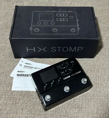 Pedaleira Multi Efeitos Line 6 HX Stomp
