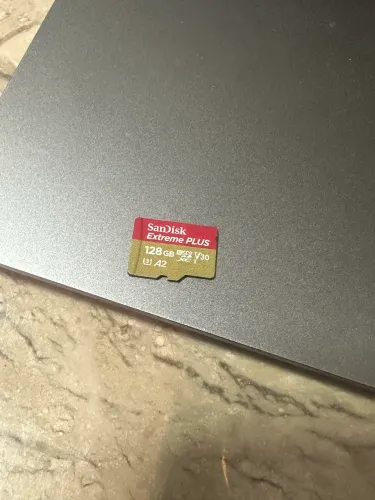 Cartão Micro SD Sandisk Extreme PLUS 128GB