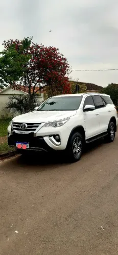 Toyota Hilux SW4 SR 4X2 2.7/ 2.7 Flex 16V Aut. 2017
