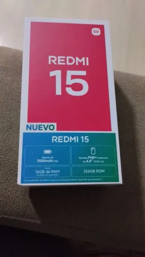 Celular XIAOMI REDMI 15 256gb + 7 mil amperes bateria 