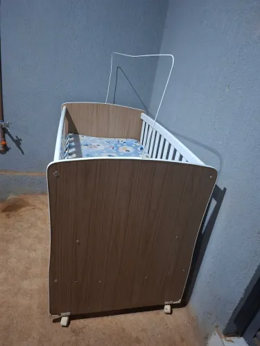 Berço com colchão 280 reais