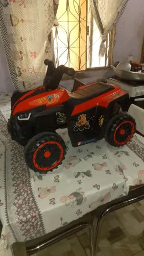 vendo quatriciclo infantil