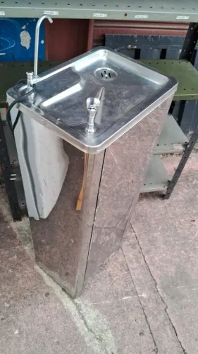 Bebedouro de Pressão Masterfrio - 110V - Garantia