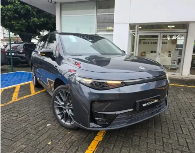 Leapmotor C10 REEV (Híbrido) 2026