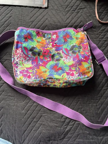 BOLSA KIPLING FLORAL ROXA