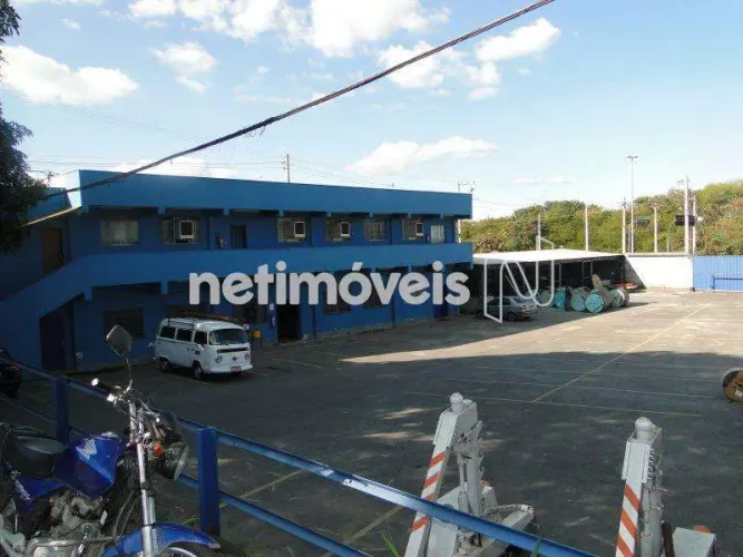 Excelente Lote-Área-Terreno com 3.200 m²; no Providência!