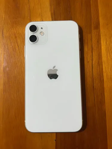 iPhone 11 - 64GB - Bateria 74%