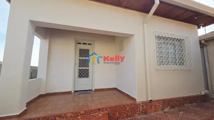 Casa para Locação em Presidente Prudente, Vila Nova, 3 dormitórios, 1 banheiro, 1 vaga