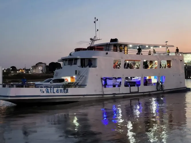 Ferry boat no parcelamento