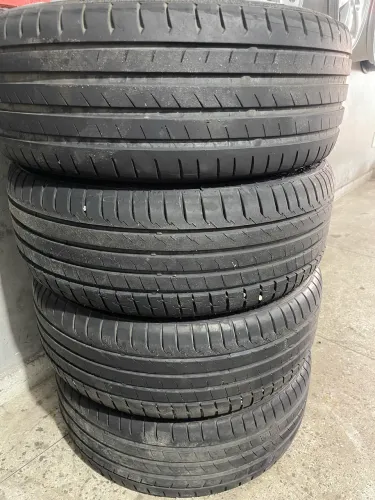 Pneus 215/30R20 TROCO por 225/35ou maior ou vendo