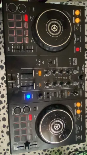 DDJ 400