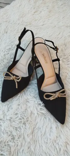 Salto Scarpin Slingback da marca Bebecê