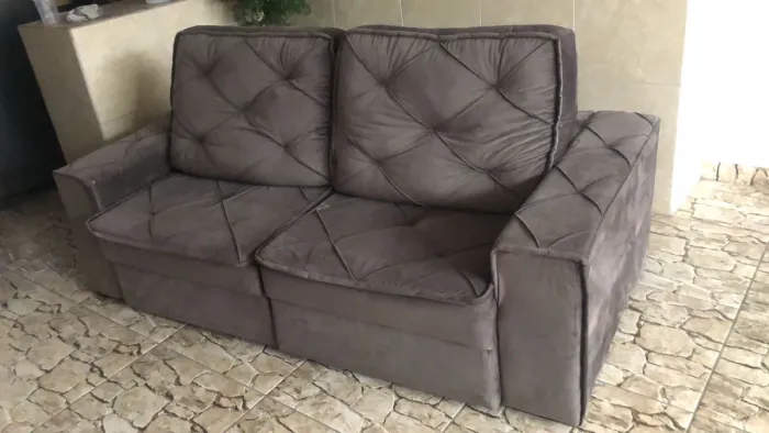 Vendo sofá e máquina de lavar, em excelente estado.
