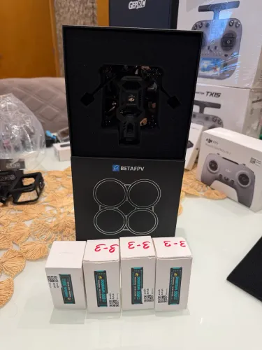Pavo 20 Pro V1 c/ 04 pro ELRS + 4 baterias dogcom