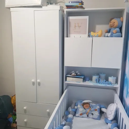Berço armário e guarda roupas