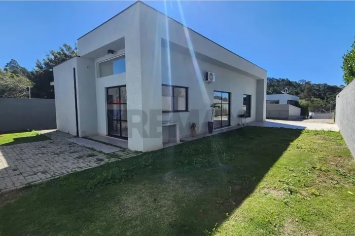 Casa com 3 dormitórios para alugar, 120m² por R$ 5.300,00/mês - Jardim Estancia Brasil - A