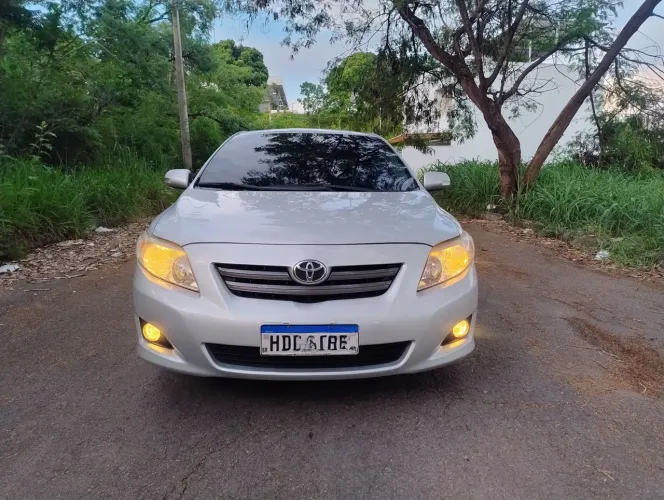 Toyota Corolla XEI 2.0 Flex 16V Aut. 2011