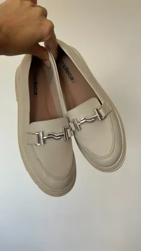Sapato Moleca Branco off número 38