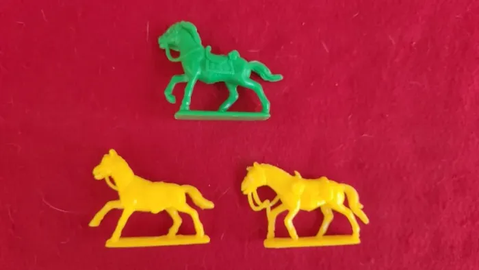Lote de cavalos Forte Apache década de 2000 VERDE E AMARELO