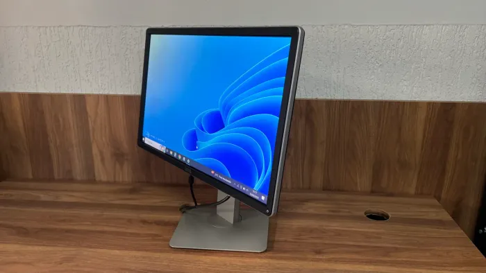 Monitor Empresarial Dell 23 Polegadas Articulado