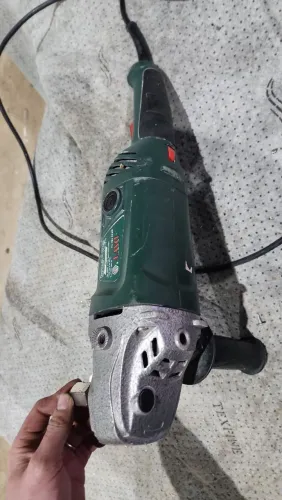 Esmerilhadeira 110v