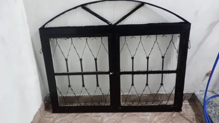 Janela de Ferro Metalon 1,20 x 0,80 Arqueada