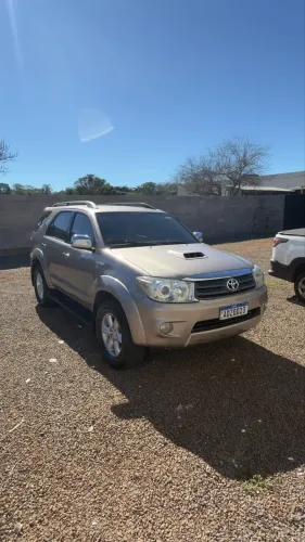 Toyota Hilux SW4 SRV D4-d 4X4 3.0 TDI Dies. AUT 2009