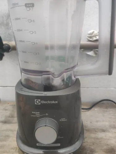 Liquidificador novo na cx