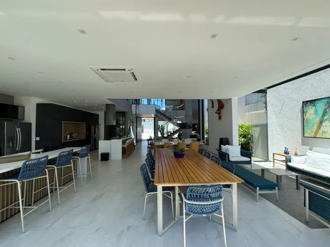 Mansão à Venda, Jardim Acapulco, Guarujá, SP