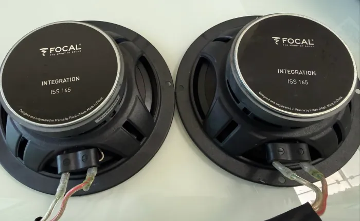 Kit 2 vias Focal ISS 165 70 Watts Rms