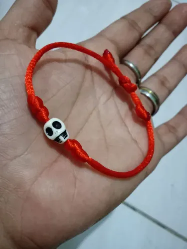 Pulseira caveira.