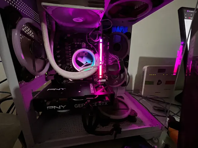 PC GAMER 4060 + 7600x