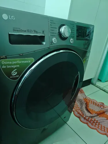 Lava e seca LG