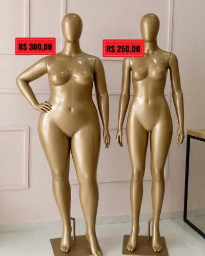 Manequins em Fibra
