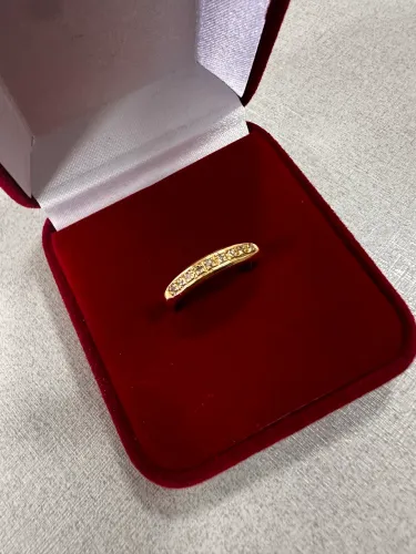 Anel Cravejado de ouro 18k procedência garantia eterna