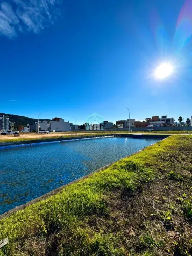 Lote à venda em Deltaville, Biguaçu: 150,5m² de área útil por R$239.000. Oportunidade únic