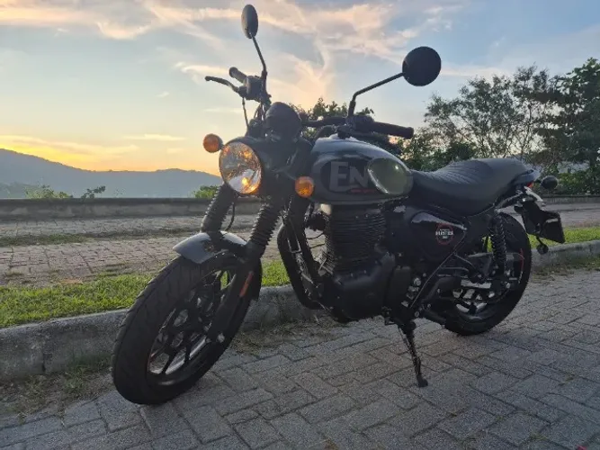 Moto Royal Enfield Hunter 350 zerada